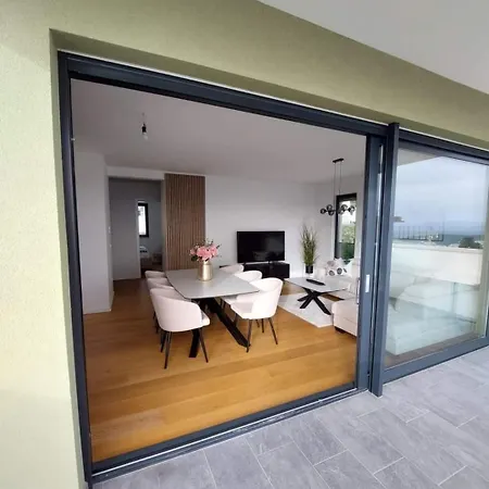 Anamarija Apartment Makarska